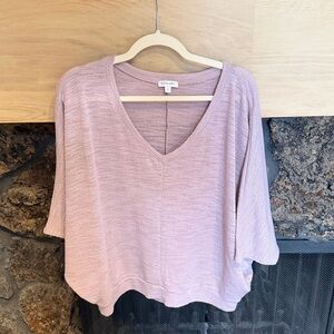 Chic Women's Sweater Blouse in Soft Pink